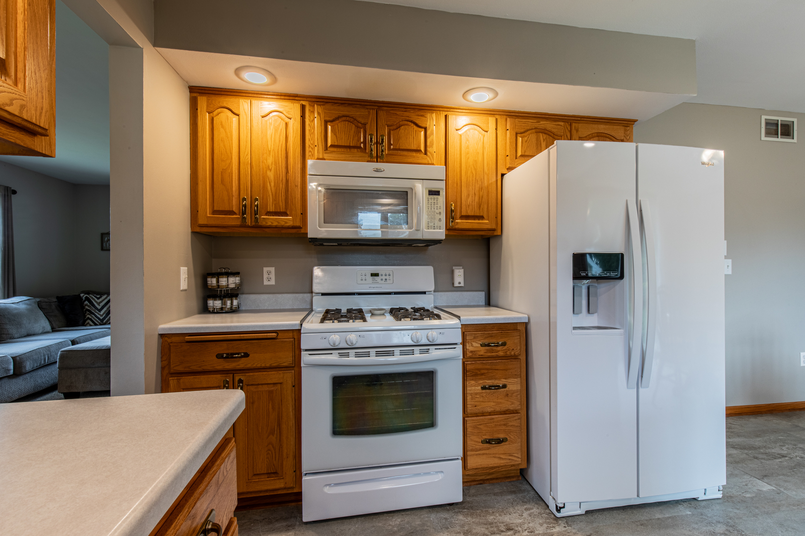 209 North Pleasant Street Ohio, IL 61349 - Photo 10 of 34