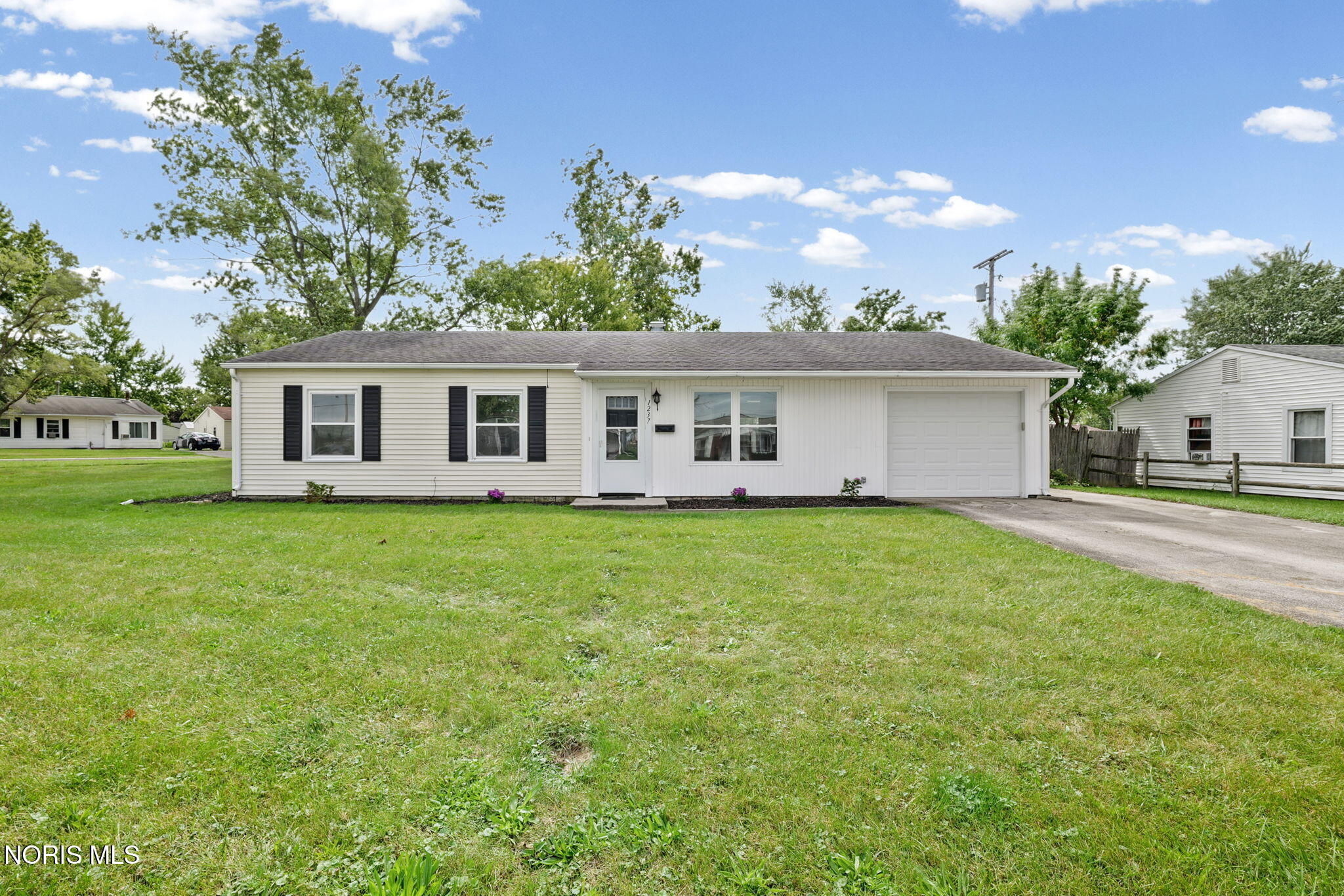 1237 Vincent Street Findlay, OH 45840 - Photo 1 of 18 Gallery Image 1