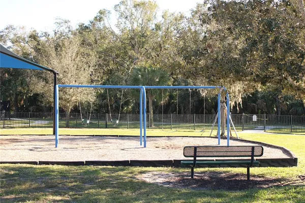 $3,195 | 629 Rosemary Circle, Bradenton, FL 34212