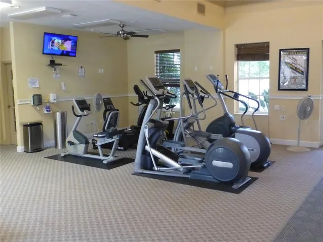 $3,195 | 629 Rosemary Circle, Bradenton, FL 34212