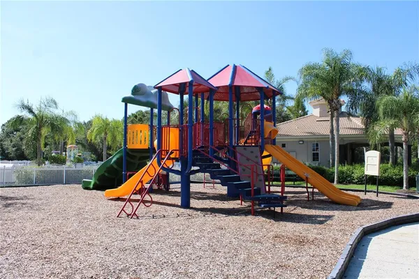 $3,195 | 629 Rosemary Circle, Bradenton, FL 34212