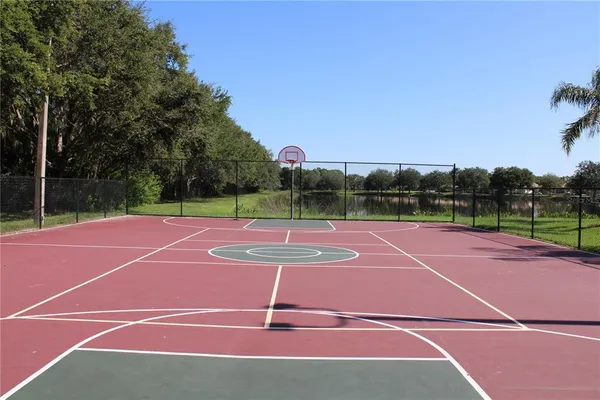 $3,195 | 629 Rosemary Circle, Bradenton, FL 34212