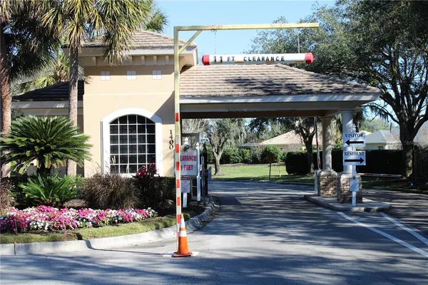 $3,195 | 629 Rosemary Circle, Bradenton, FL 34212