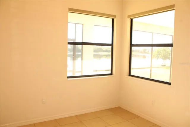 $3,195 | 629 Rosemary Circle, Bradenton, FL 34212