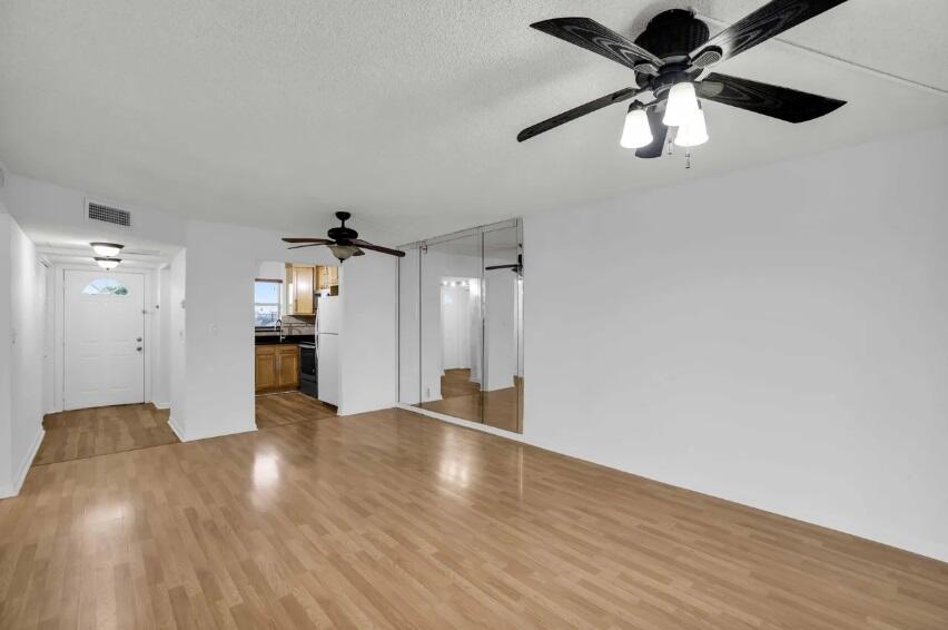 9355 Southwest 8th Street, Unit 408 Boca Raton, FL 33428 - Photo 10 of 36 7