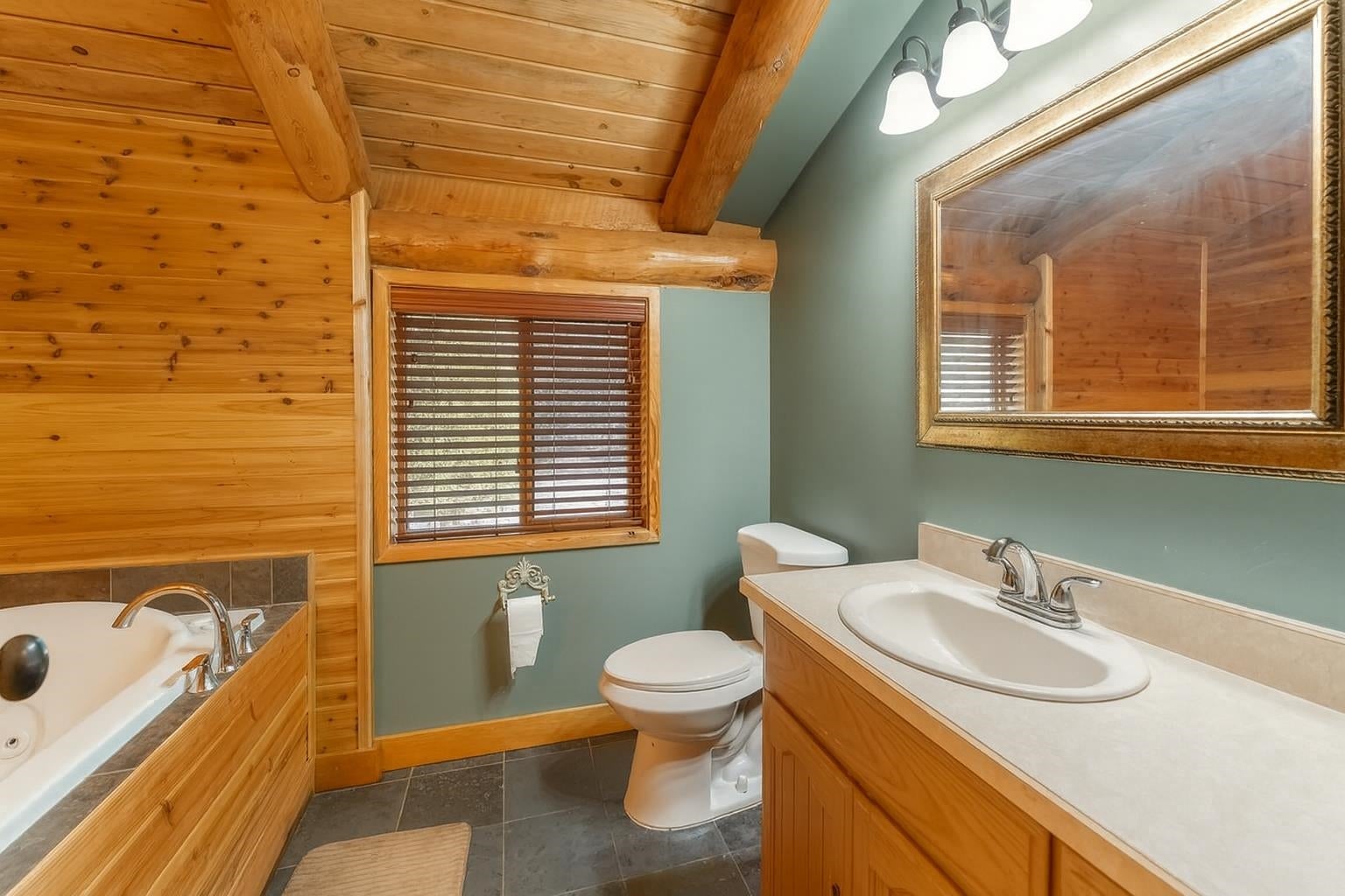 11601 Klamath River Road Yreka, CA 96097 - Photo 19 of 34 Gallery Image 19