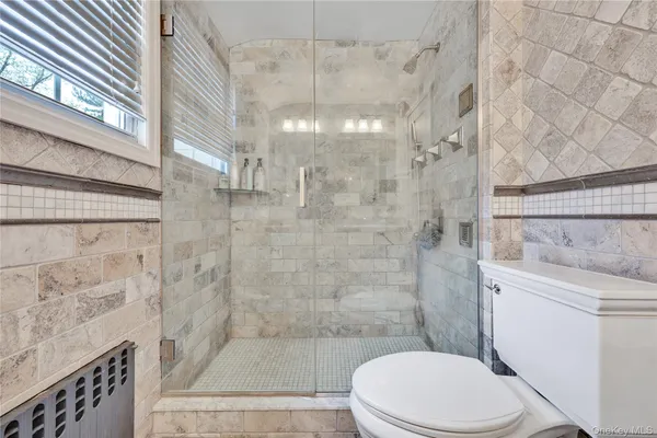 $4,000,000 | 105 Everit Avenue, Hewlett, NY 11557
