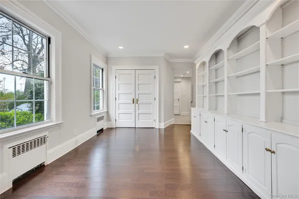 $4,000,000 | 105 Everit Avenue, Hewlett, NY 11557