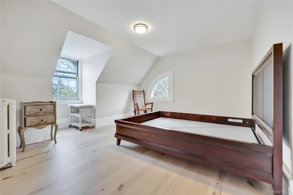 $4,000,000 | 105 Everit Avenue, Hewlett, NY 11557