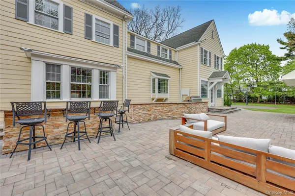 $4,000,000 | 105 Everit Avenue, Hewlett, NY 11557