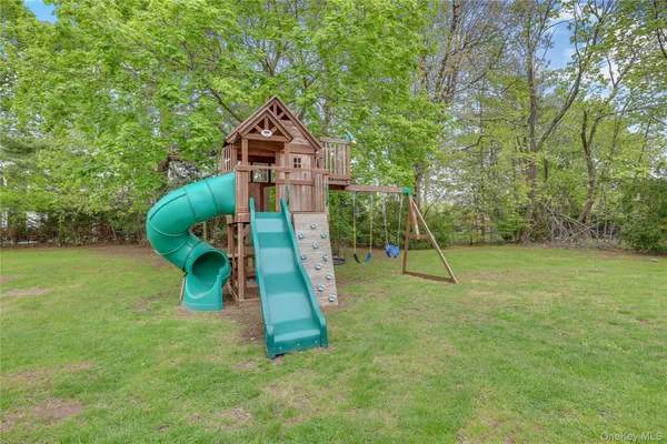 $4,000,000 | 105 Everit Avenue, Hewlett, NY 11557