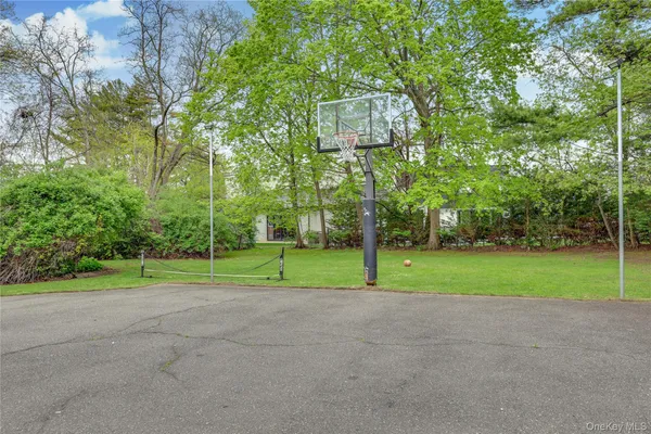 $4,000,000 | 105 Everit Avenue, Hewlett, NY 11557
