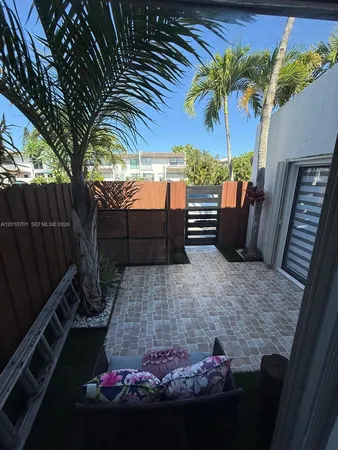 $1,800 | 6524 Southwest 114th Avenue, Unit 6524, Miami, FL 33173