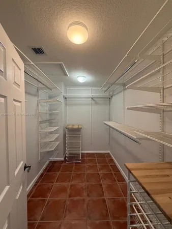 $1,800 | 6524 Southwest 114th Avenue, Unit 6524, Miami, FL 33173