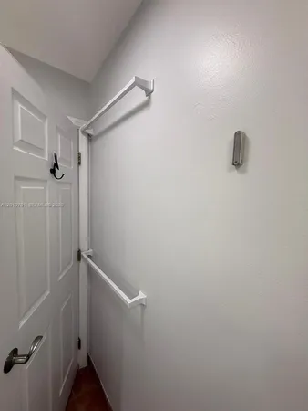 $1,800 | 6524 Southwest 114th Avenue, Unit 6524, Miami, FL 33173