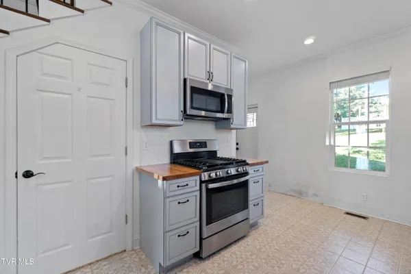 $272,000 | 706 Carson Street, Greeneville, TN 37743