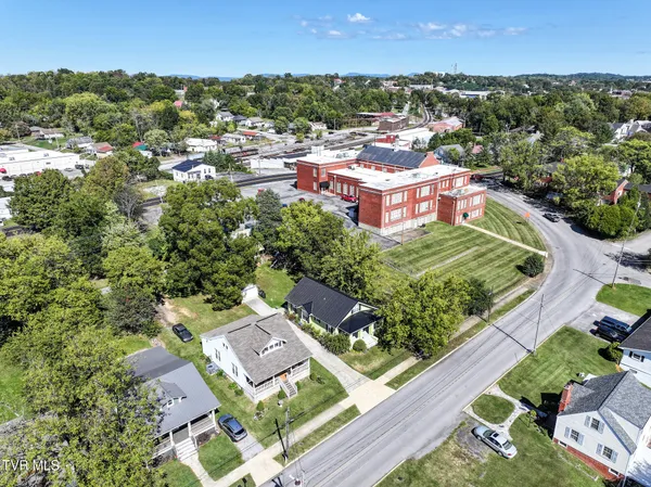 $272,000 | 706 Carson Street, Greeneville, TN 37743