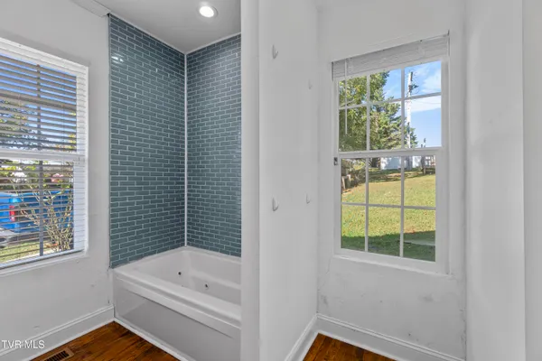 $272,000 | 706 Carson Street, Greeneville, TN 37743