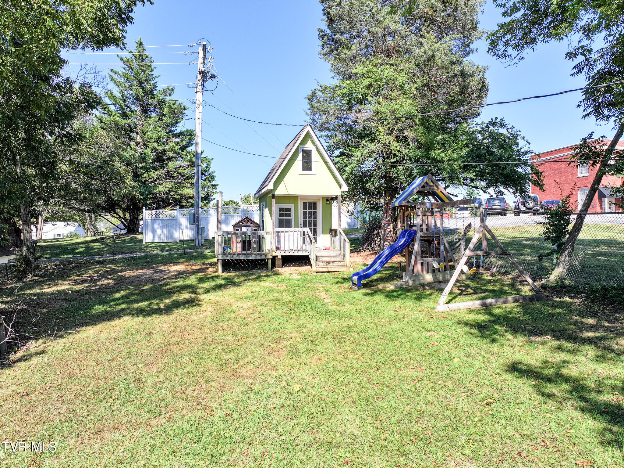 706 Carson Street Greeneville, TN 37743 - Photo 37 of 53 35