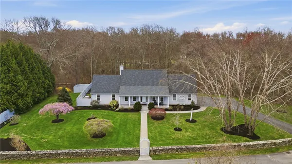 $1,600,000 | 9 Austin Lane, Little Compton, RI 02837