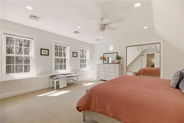 $1,600,000 | 9 Austin Lane, Little Compton, RI 02837