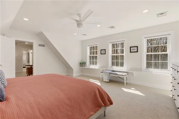 $1,600,000 | 9 Austin Lane, Little Compton, RI 02837