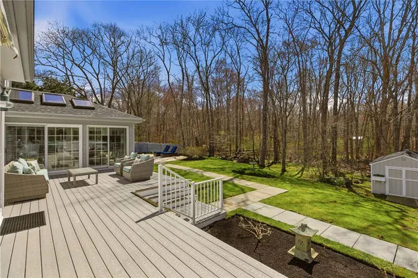 $1,600,000 | 9 Austin Lane, Little Compton, RI 02837