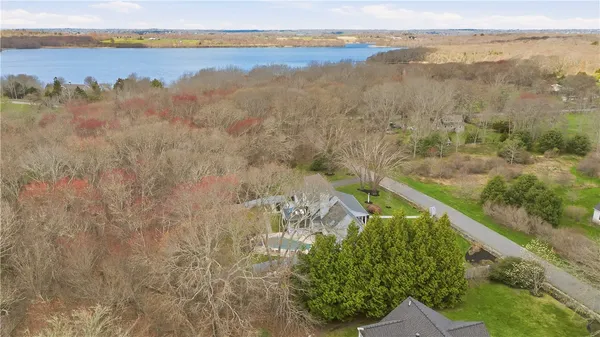 $1,600,000 | 9 Austin Lane, Little Compton, RI 02837