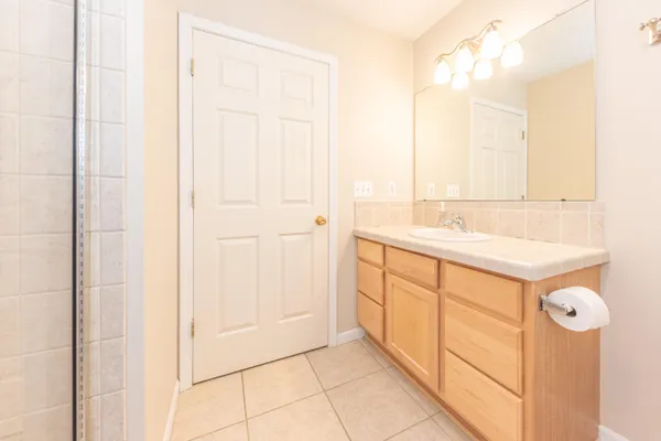 $439,900 | 430 Cottonwood Lane, Unit 6, Saline, MI 48176