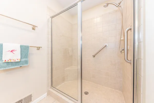 $439,900 | 430 Cottonwood Lane, Unit 6, Saline, MI 48176