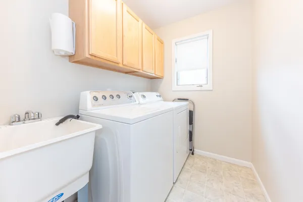 $439,900 | 430 Cottonwood Lane, Unit 6, Saline, MI 48176