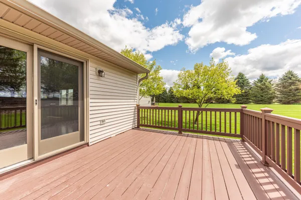 $439,900 | 430 Cottonwood Lane, Unit 6, Saline, MI 48176
