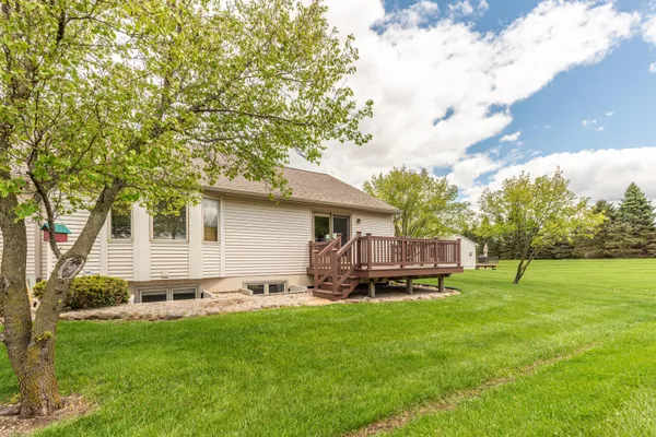 $439,900 | 430 Cottonwood Lane, Unit 6, Saline, MI 48176