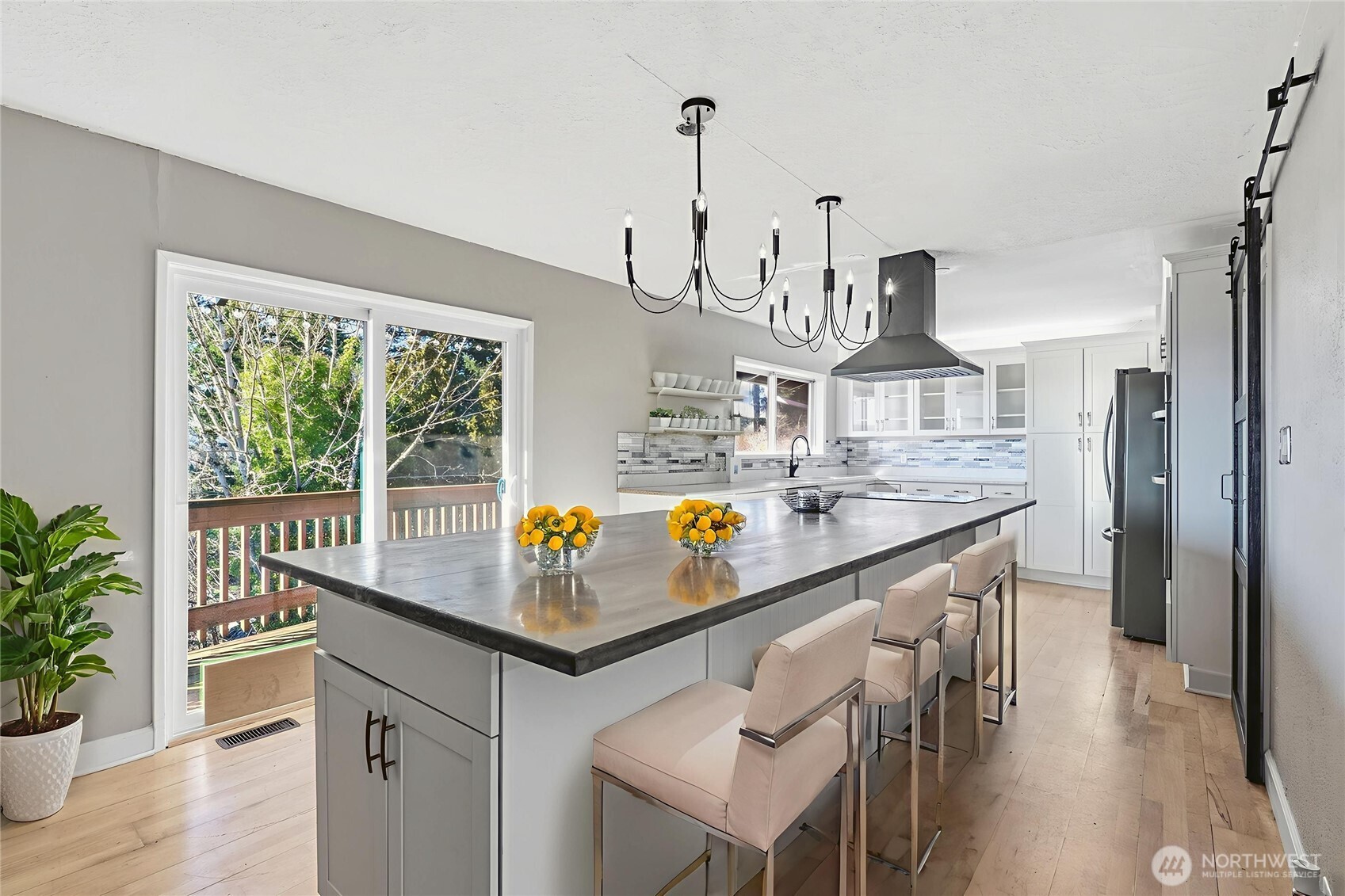 585 Taylor Road Kalama, WA 98625 - Photo 5 of 30