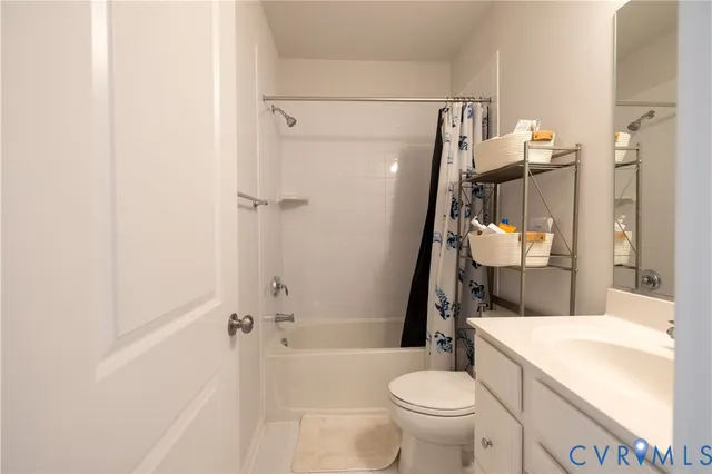 a view of a workspace with furniture