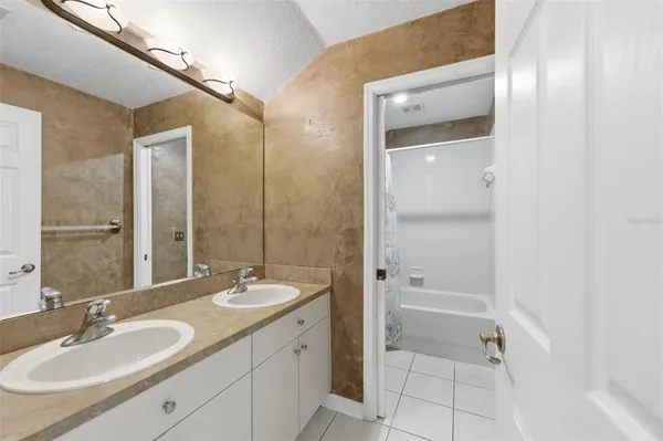 $329,000 | 14132 Sweetshrub Court, Brooksville, FL 34613