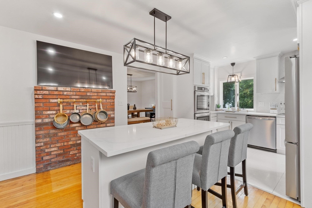 38 Carleton Street Whitman, MA 02382 - Photo 11 of 33