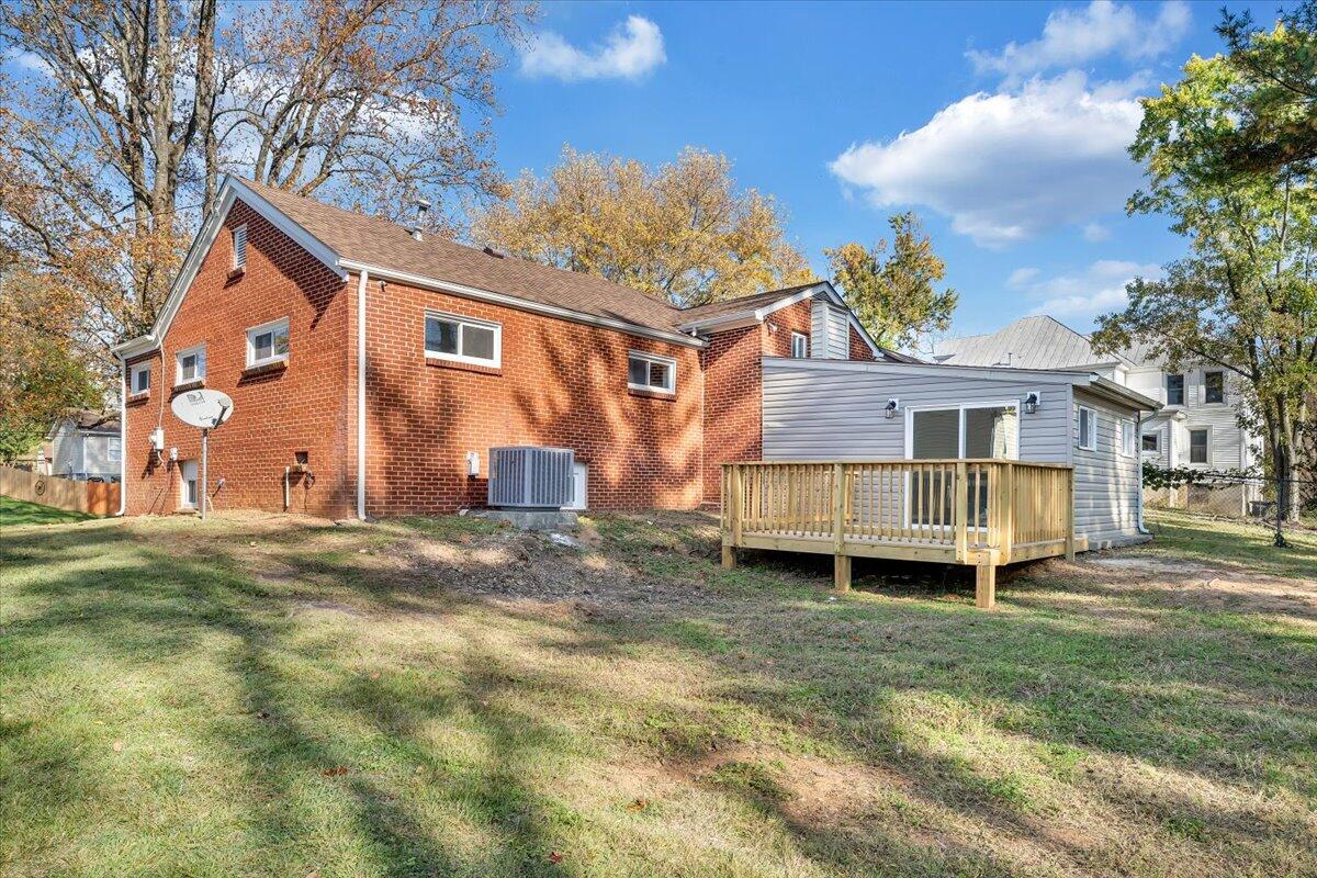 209 Raleigh Avenue Vinton, VA 24179 - Photo 42 of 44 38-MIB05209