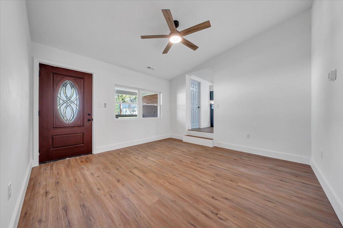 209 Raleigh Avenue Vinton, VA 24179 - Photo 8 of 44 03-MIB05116