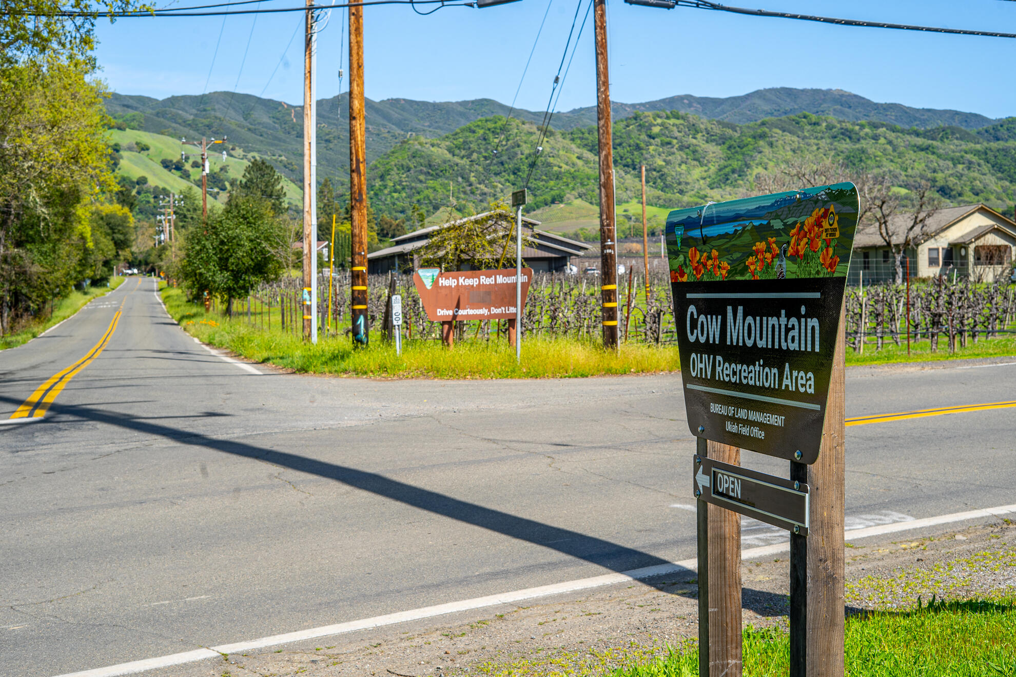 5155 Mill Creek Road Ukiah, CA 95482 - Photo 44 of 51 a view of a street with a large trees