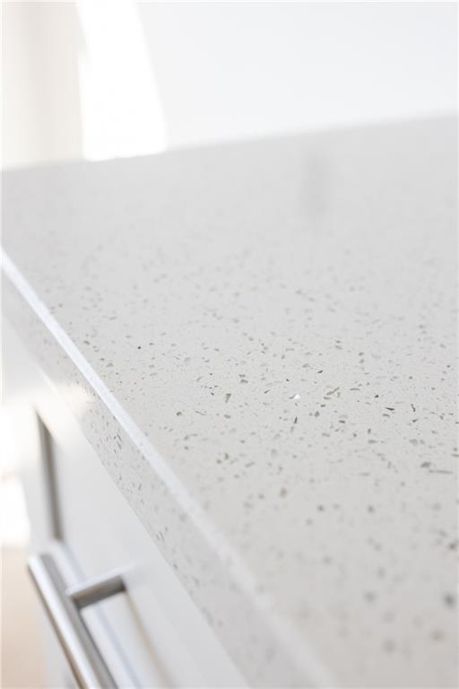 3150 Trickum Road Marietta, GA 30066 - Photo 4 of 19 a bathroom with a bathtub