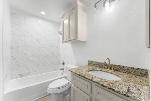 $384,999 | 2890 Mary Lane, League City, TX 77573