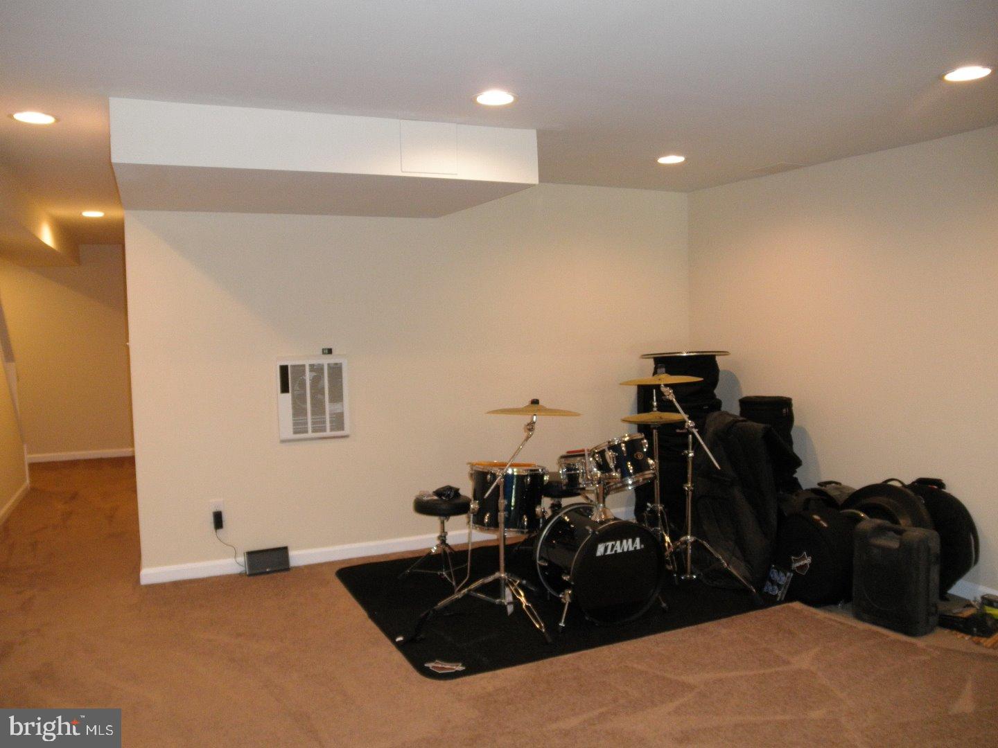 1004 Rafter Road Norristown, PA 19403 - Photo 21 of 24 Basement - Finished
