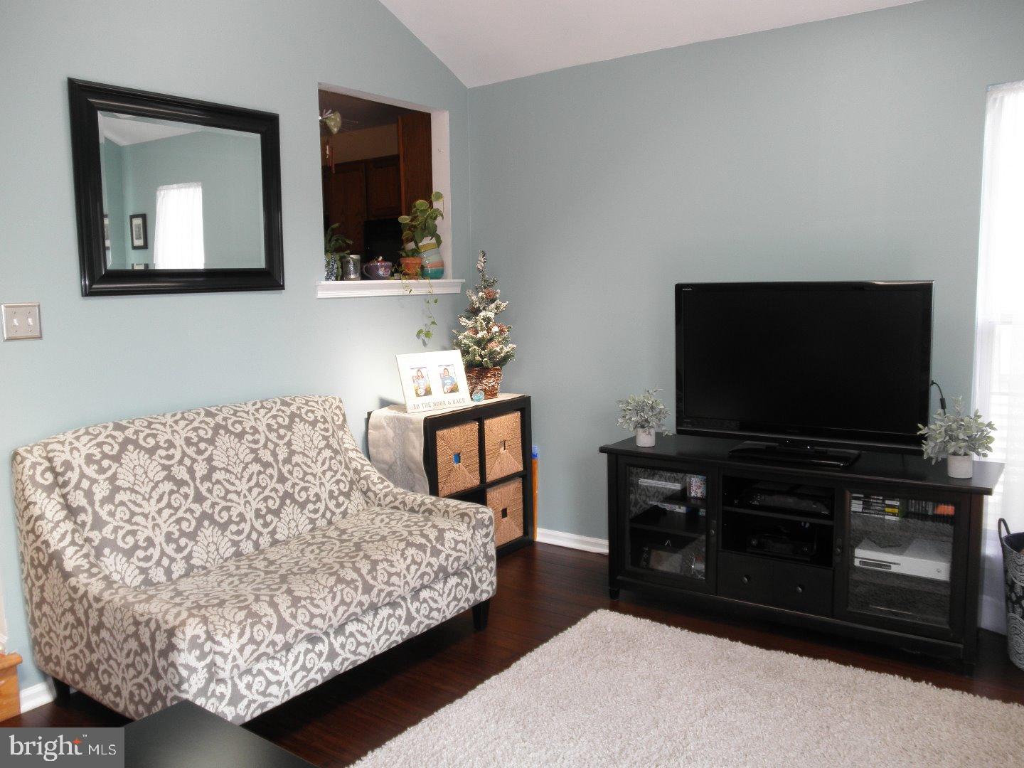 1004 Rafter Road Norristown, PA 19403 - Photo 9 of 24 Family Room