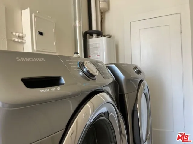 a view of utility room