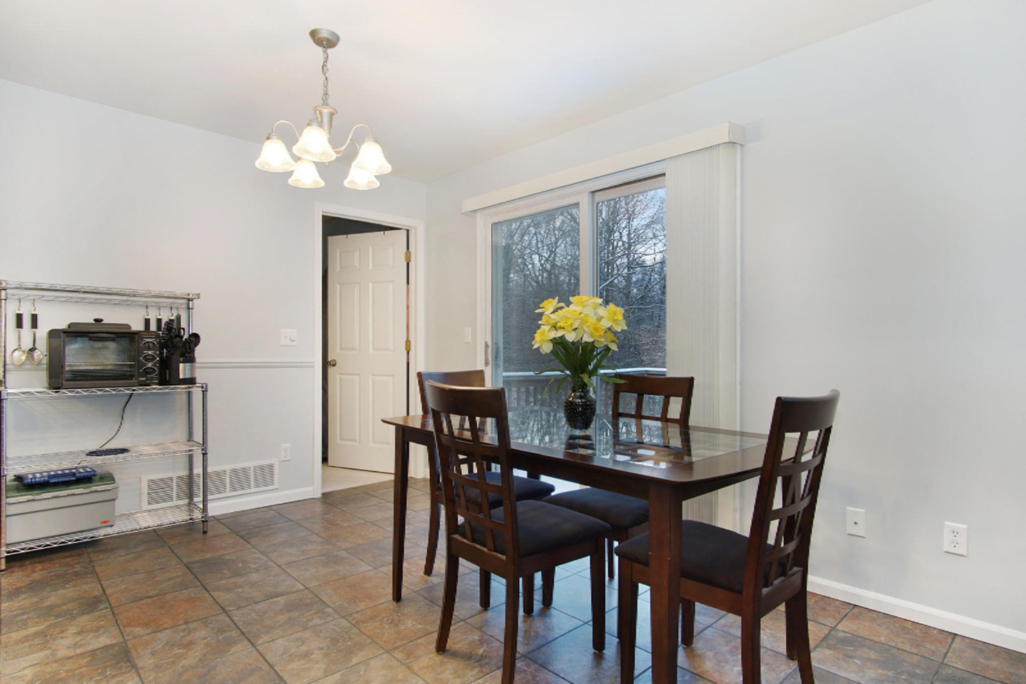 3812 West Giles Road Muskegon, MI 49445 - Photo 6 of 39 DSC09947