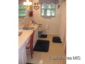1911 South Wake Road New Berlin, IL 62670 - Photo 4 of 12