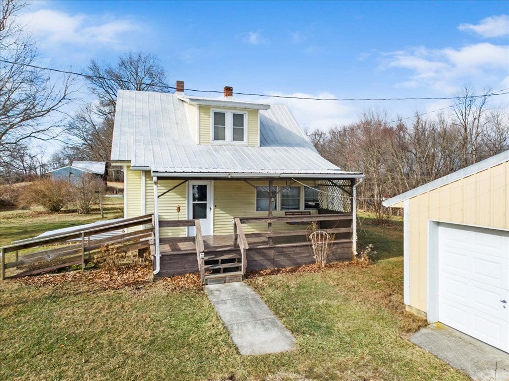 223 Sage Road Rural Retreat, VA 24368 - Photo 3 of 48 Gallery Image 3