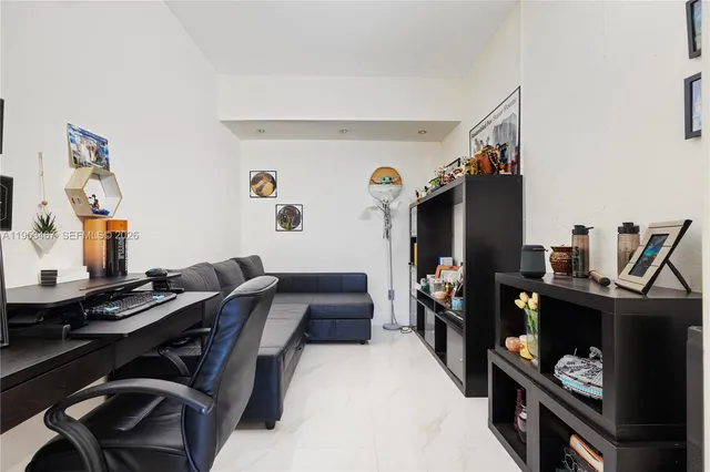 $5,950 | 11287 Northwest 43rd Terrace, Doral, FL 33178