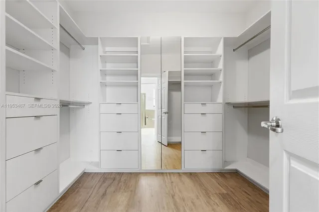 $5,950 | 11287 Northwest 43rd Terrace, Doral, FL 33178